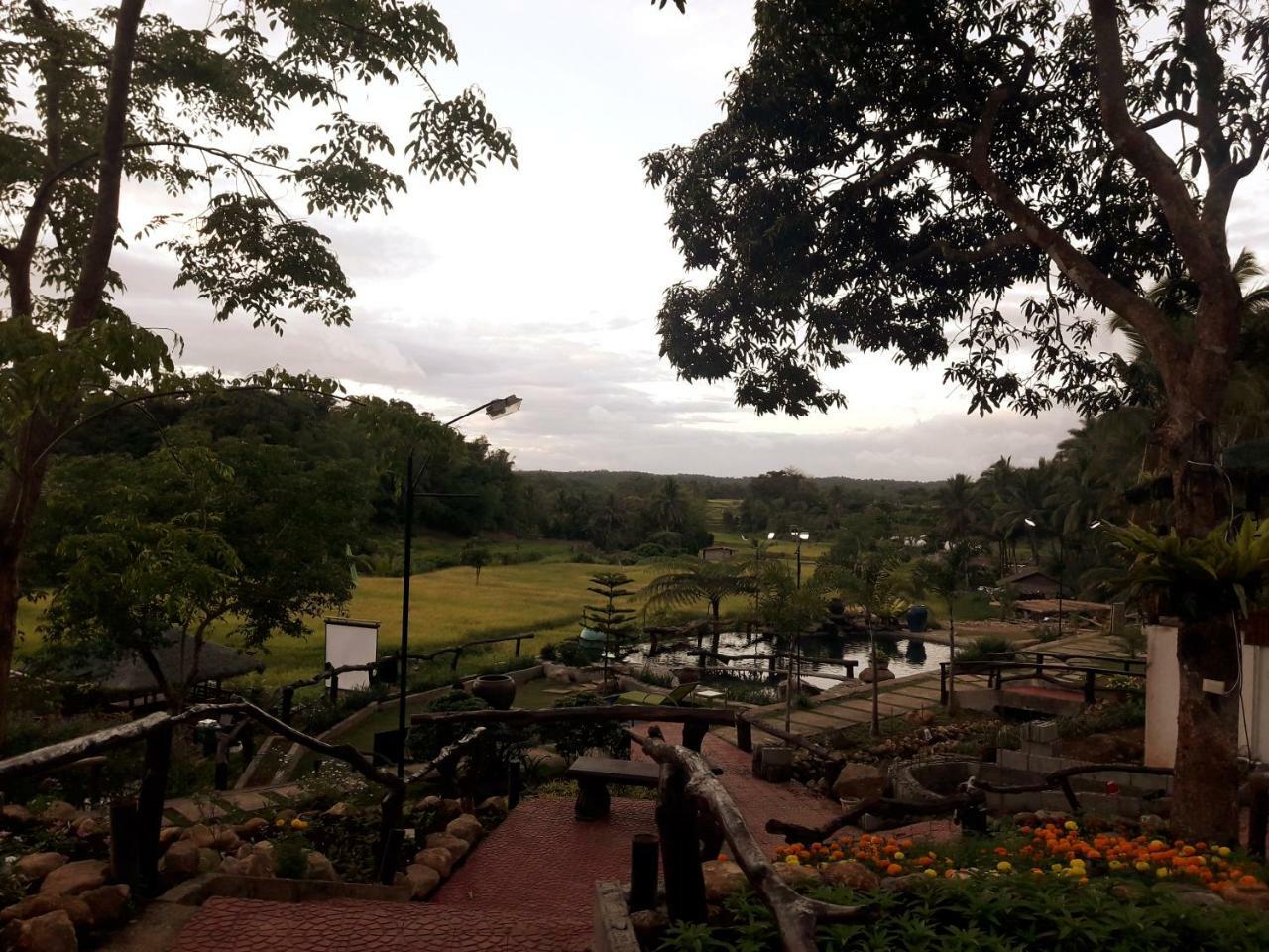 Samkara Restaurant And Garden Resort Lucban Exterior foto